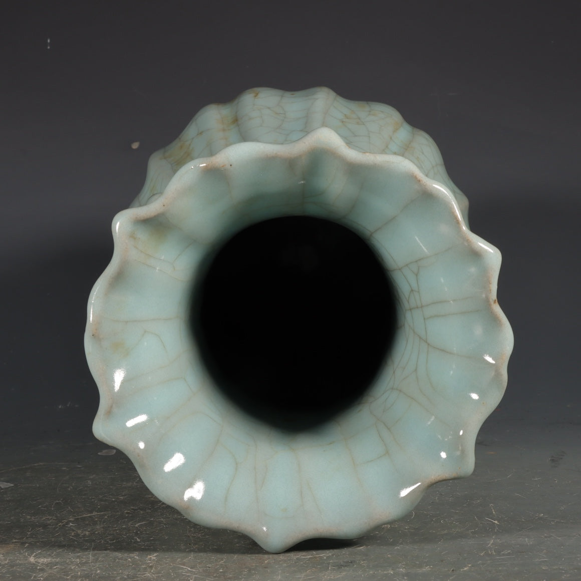 A2186 Vintage Chinese Guan Kiln Double Ear Porcelain Vase