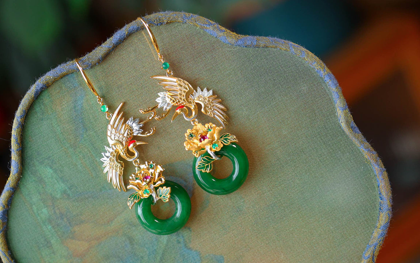 A2187 A Pair Beautiful Silver Plated Gilt Gold Enamel Inlay Green Hetian Jade Earring
