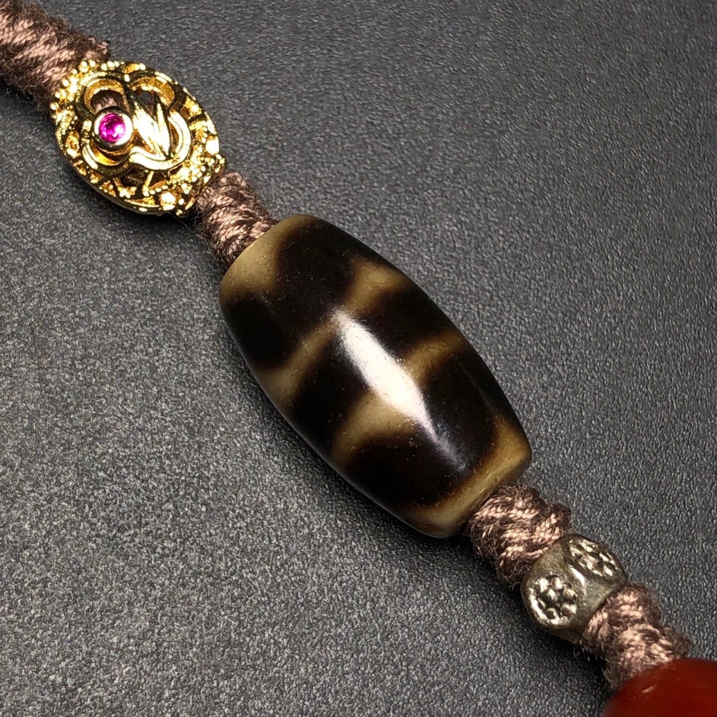 A2191 Hand Woven Vintage Tibetan DZI Agate Beads Pendant