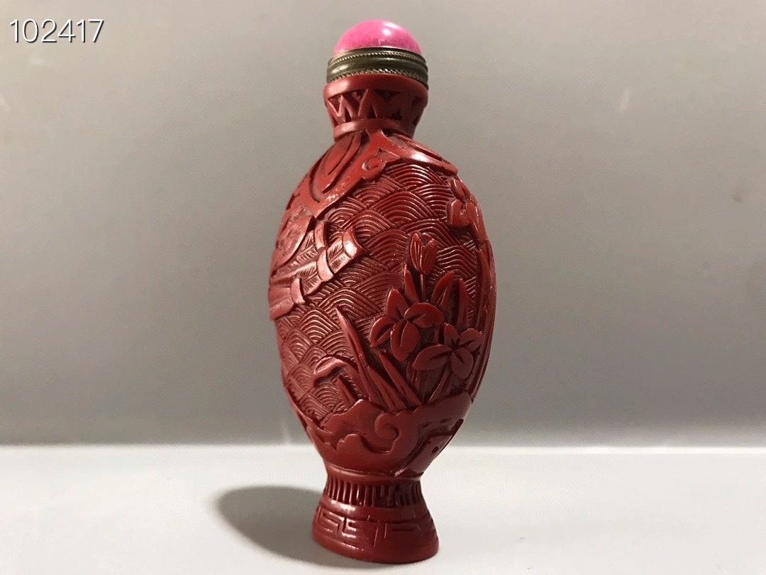 A2199 Chinese Red Lacquerware Low Relief Peacock Design Snuff Bottle