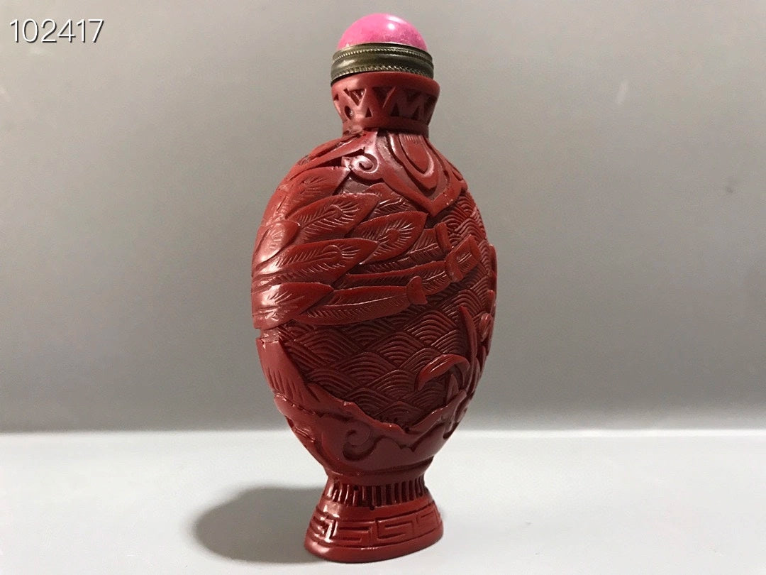 A2199 Chinese Red Lacquerware Low Relief Peacock Design Snuff Bottle