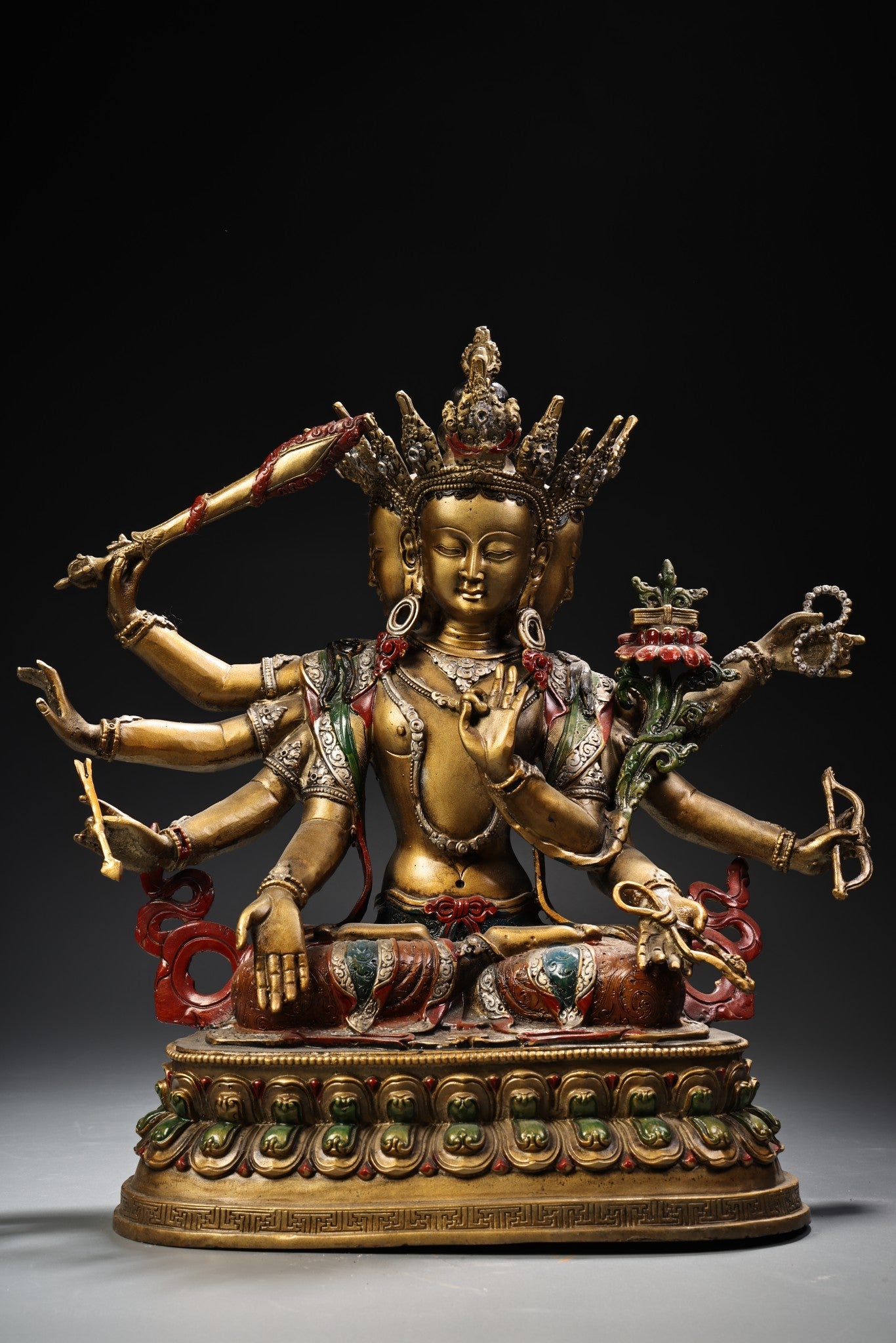 A2204 Tibetan Buddhism Colored Drawing Gilt Gold Copper Six Arm Kwan-yin Statue