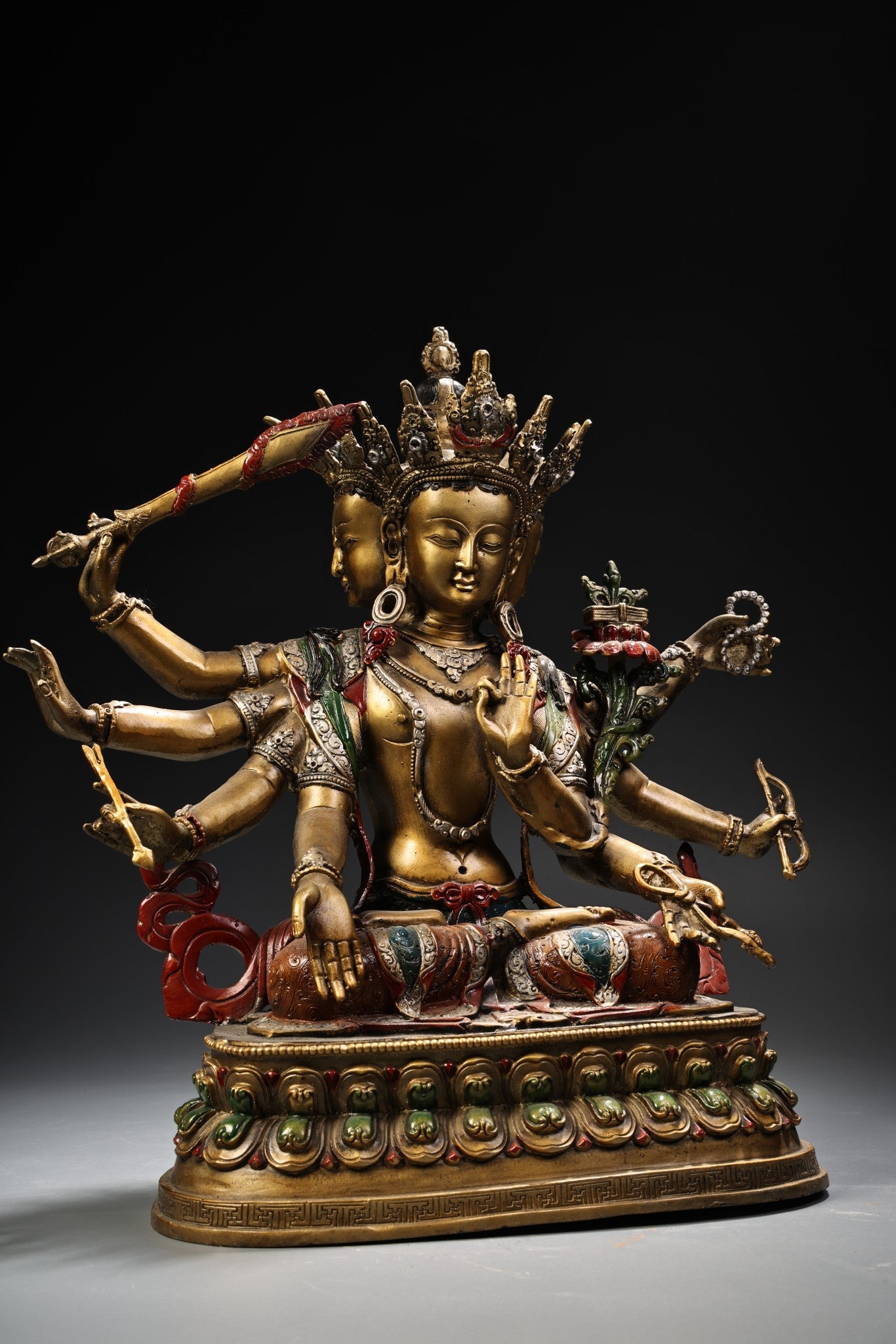 A2204 Tibetan Buddhism Colored Drawing Gilt Gold Copper Six Arm Kwan-yin Statue