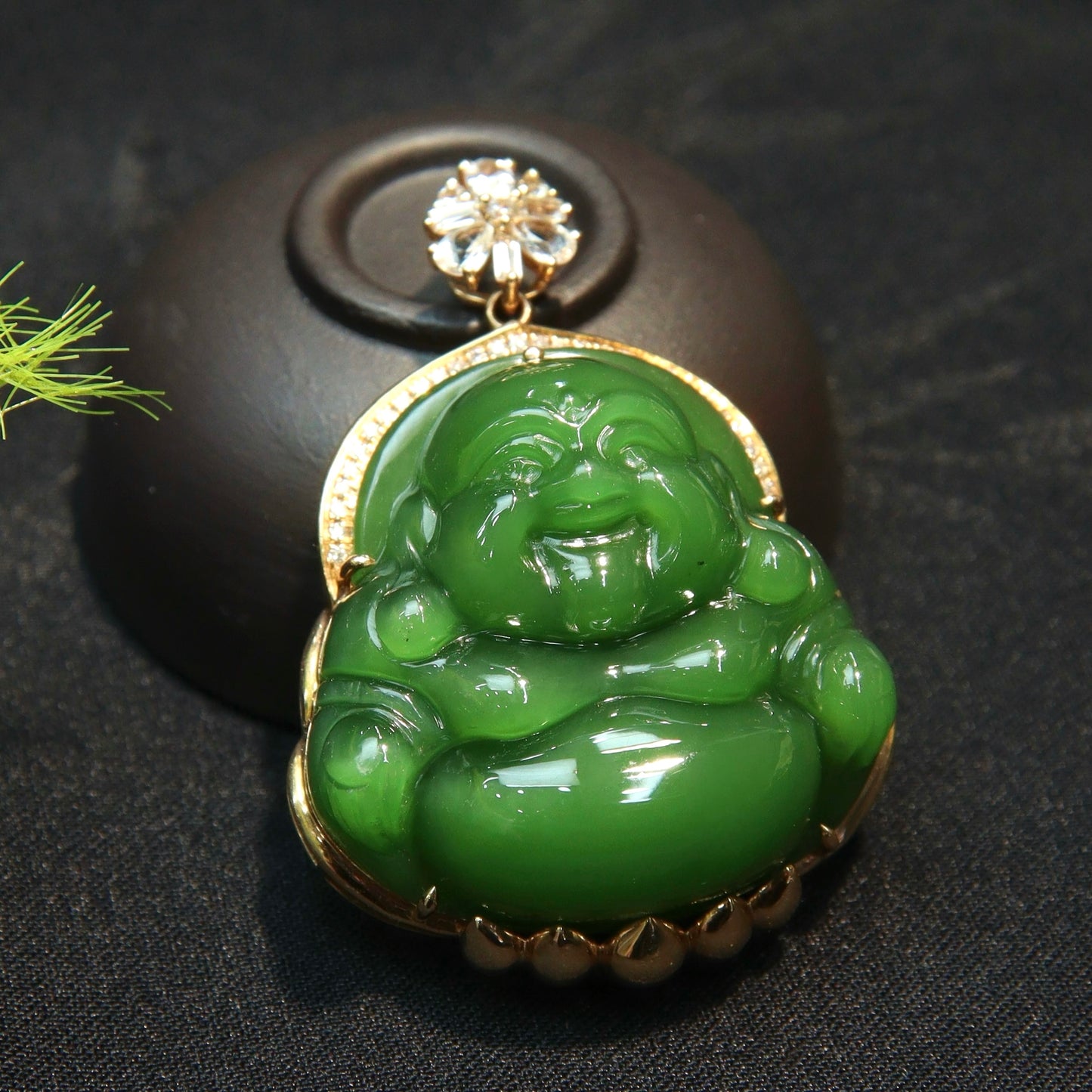 A2209 Exquisite Chinese 18K Gold Inlay Green Hetian Jade Carved Laughing Buddha Pendant