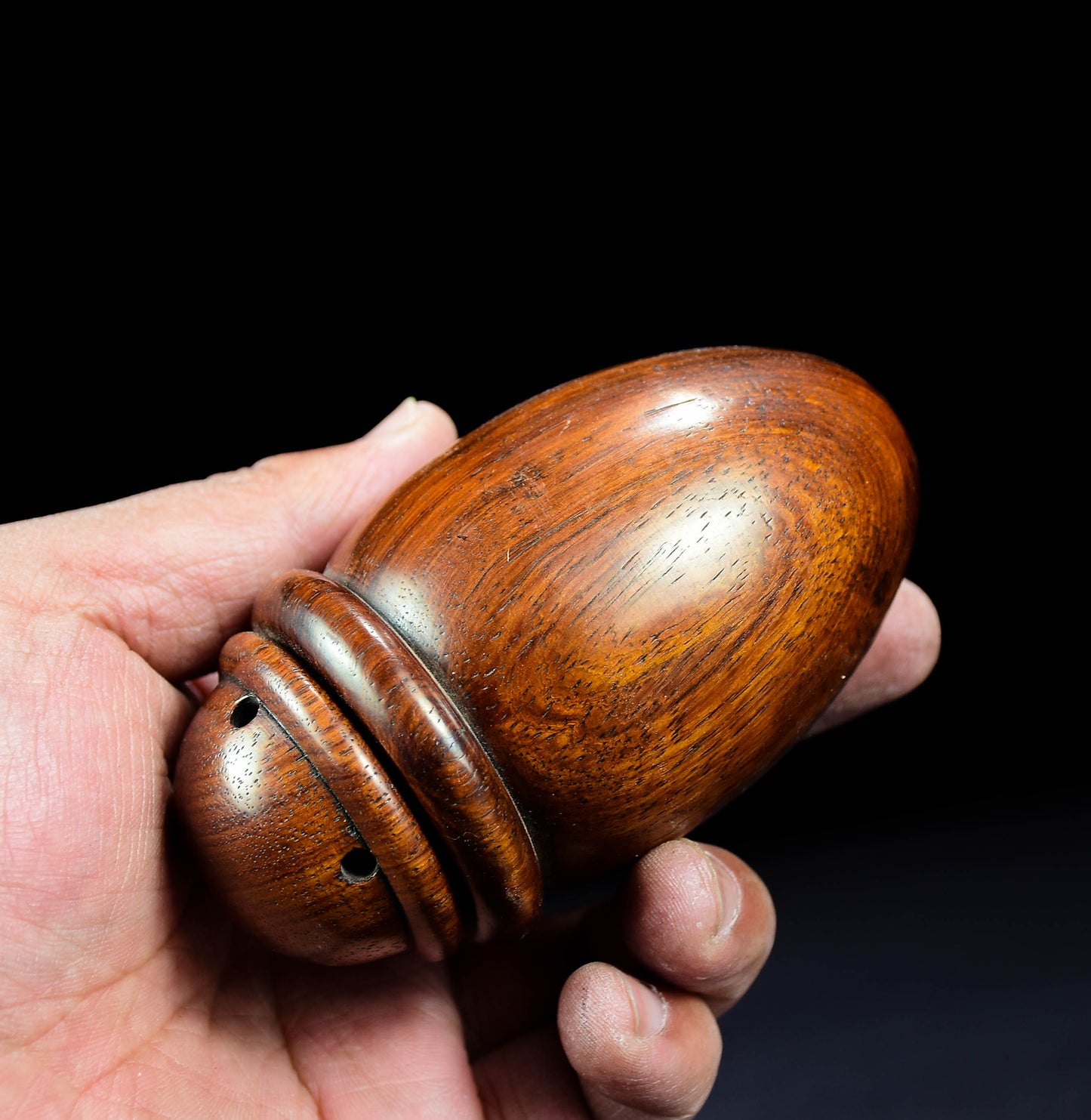 A2232 Vintage Chinese Huali Wood Cricket Pot