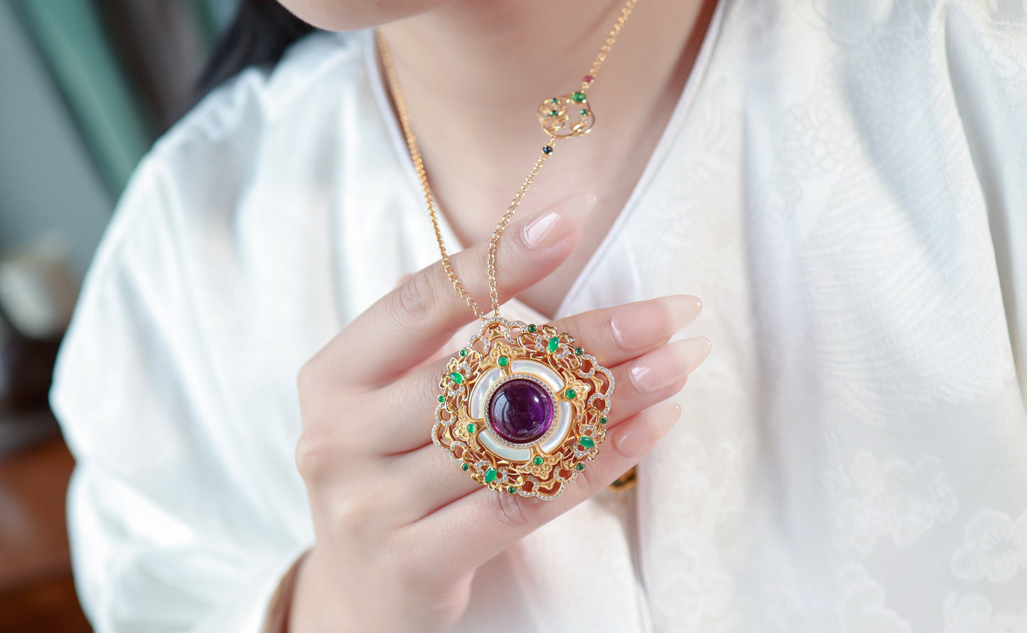 A2244 Beautiful Silver Plated Gilt Gold Inlay Amethyst Pendant