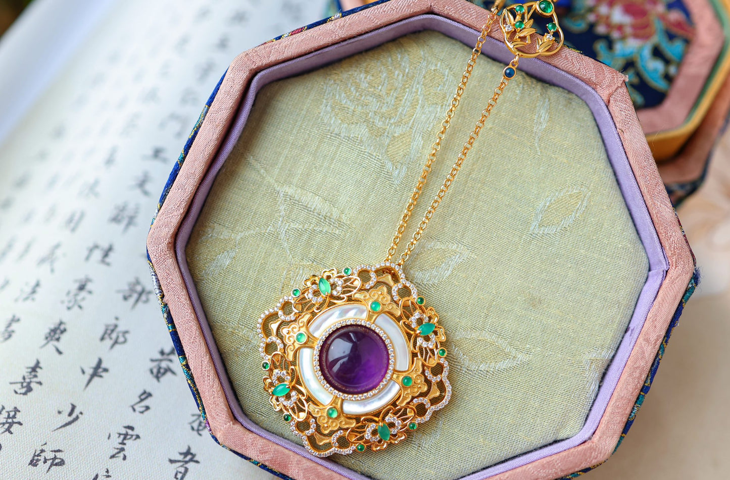 A2244 Beautiful Silver Plated Gilt Gold Inlay Amethyst Pendant