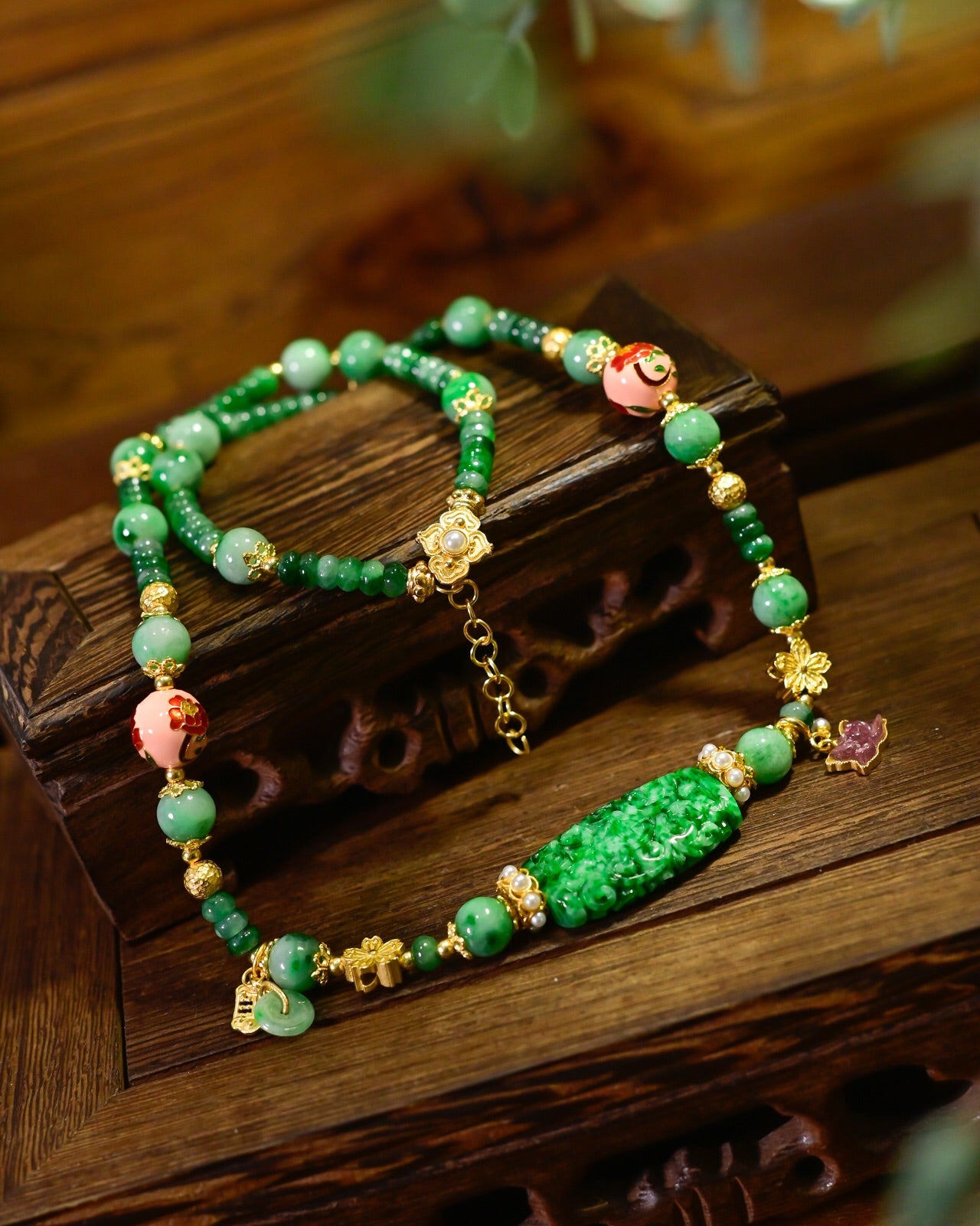 A2279 Exquisite Jadeite Beads Pendant/Necklace