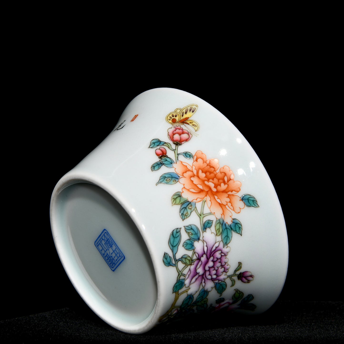 A2281 A Pair Chinese Famille Rose Hundreds Of Flowers In Bloom Design Porcelain Cups
