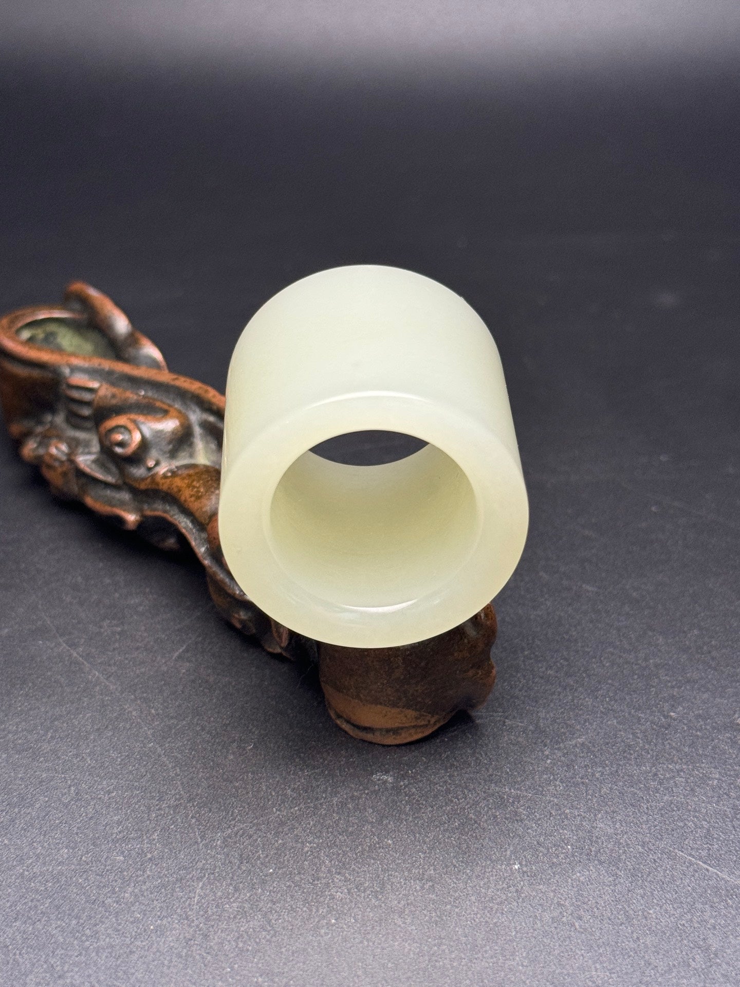 A2286 Inside Diameter 22MM Chinese Hetian Jade Thumb Ring