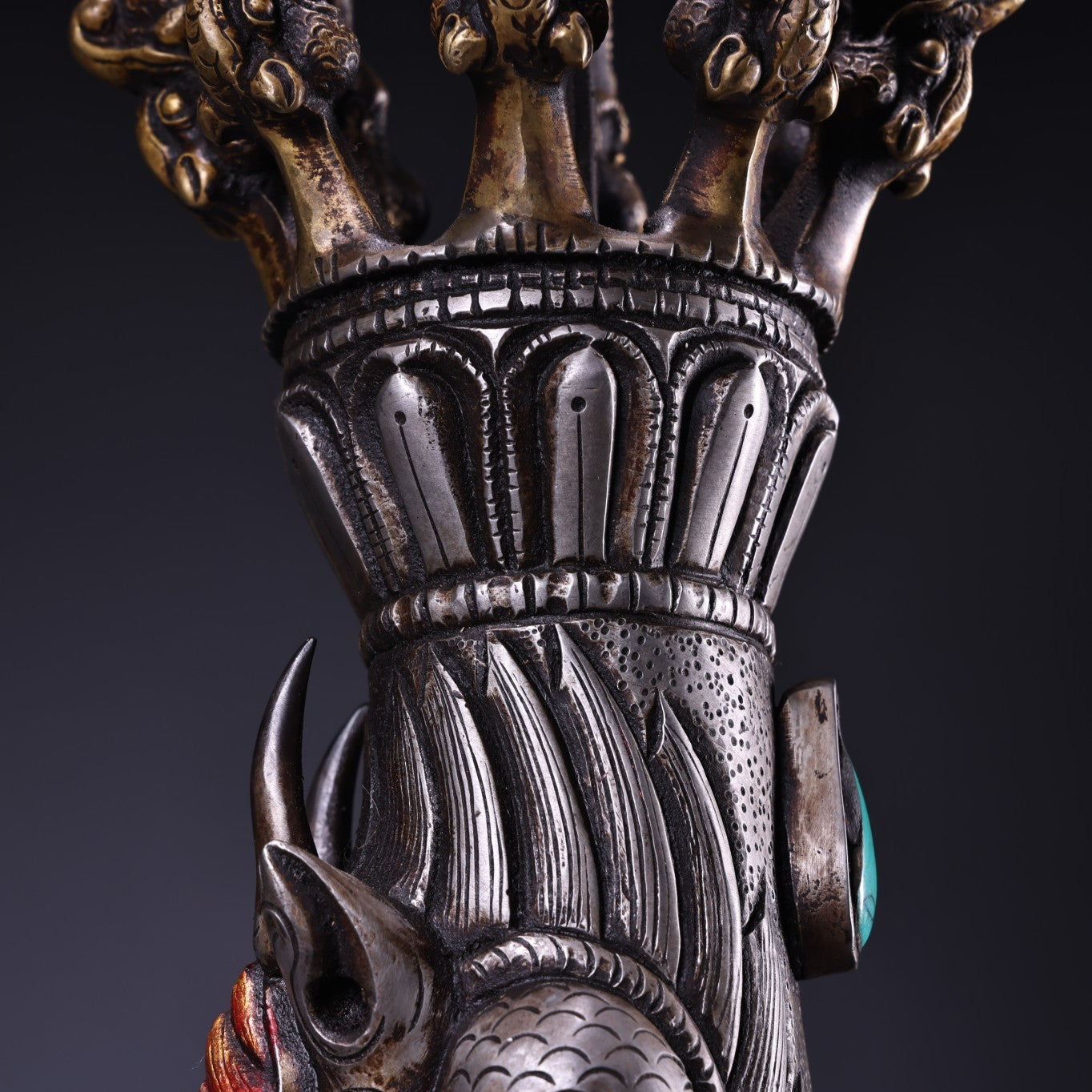 A2287 Tibetan Buddhism Colored Drawing Gilt Gold Copper Fortune Dragon Axe Statue