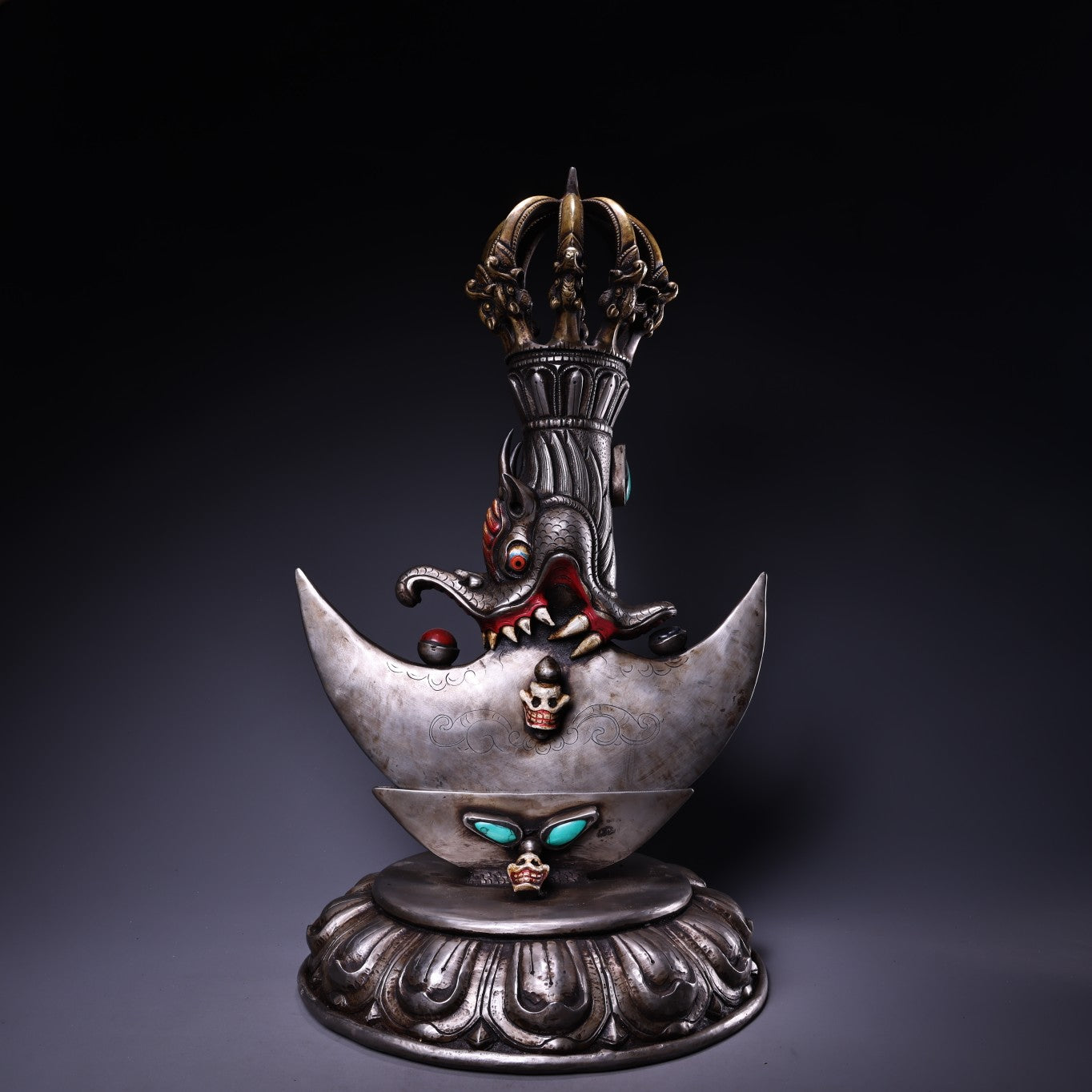 A2287 Tibetan Buddhism Colored Drawing Gilt Gold Copper Fortune Dragon Axe Statue