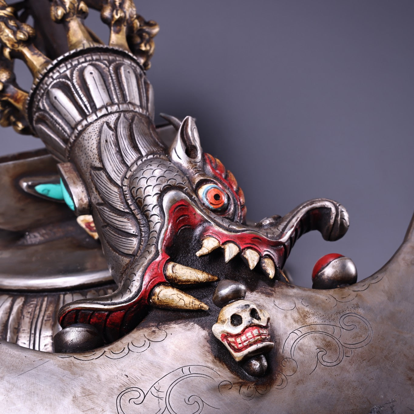 A2287 Tibetan Buddhism Colored Drawing Gilt Gold Copper Fortune Dragon Axe Statue