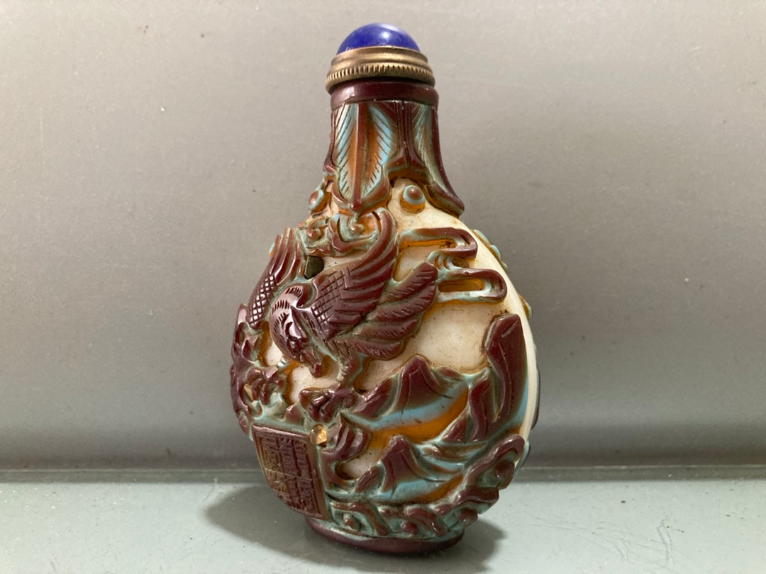 A2311 Chinese Peking Glass Low Relief Eagle Snuff Bottle