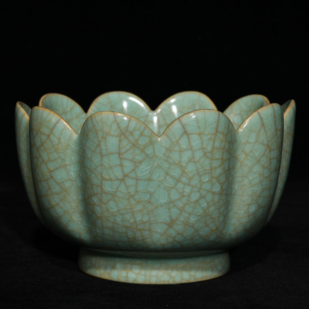 A2366 Chinese Ru Kiln Porcelain Lotus Flower Bowl