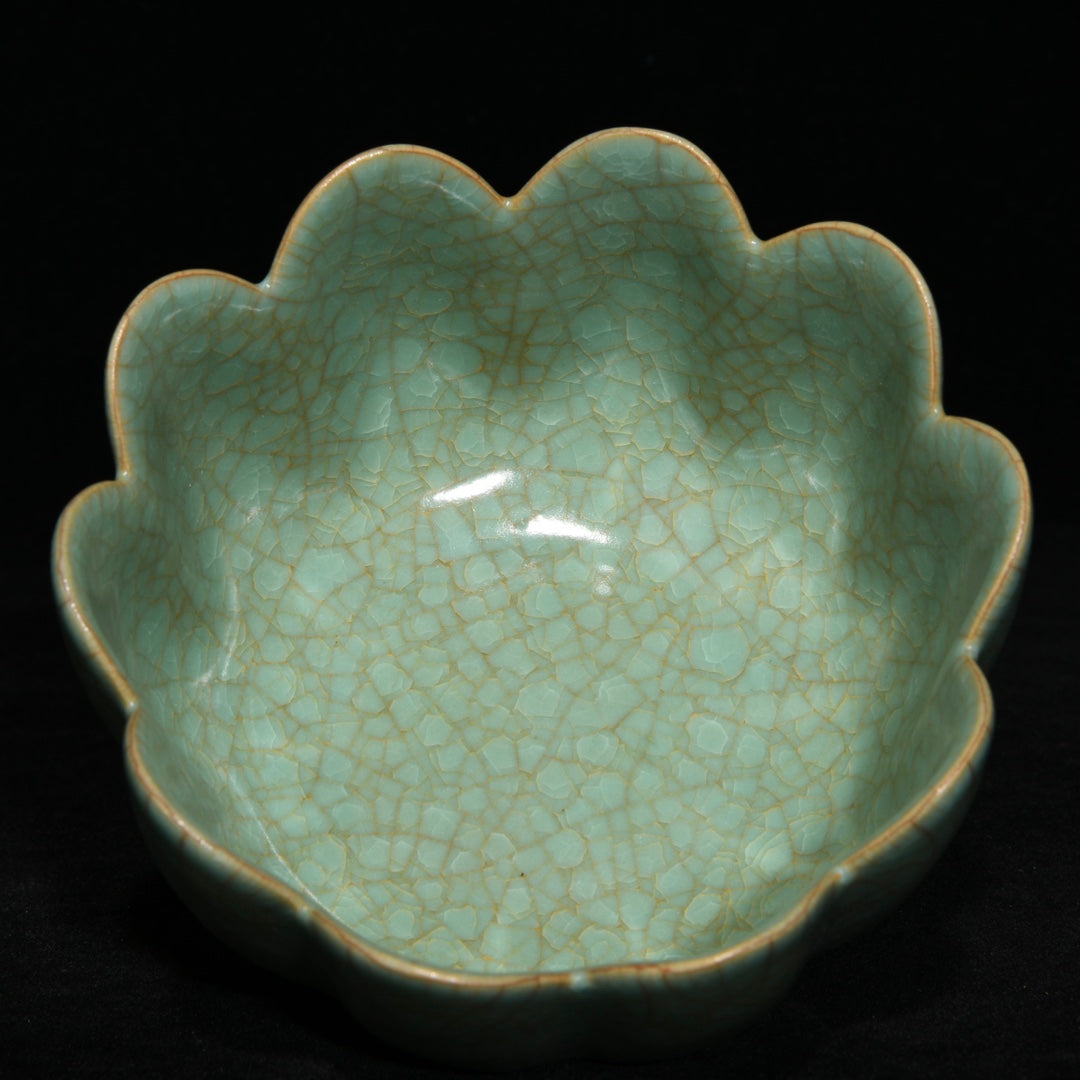 A2366 Chinese Ru Kiln Porcelain Lotus Flower Bowl