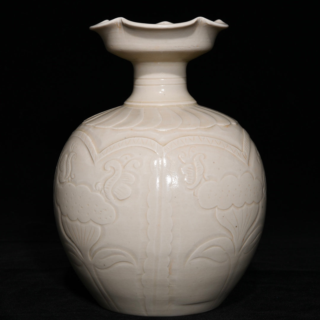 A2370 Chinese Ding Kiln White Glaze Flowers Design Porcelain Vase