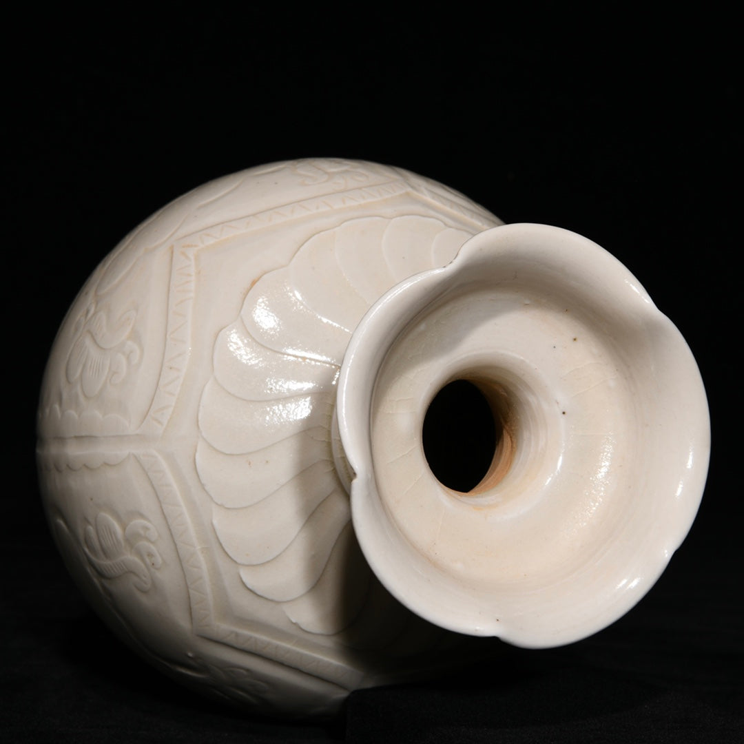 A2370 Chinese Ding Kiln White Glaze Flowers Design Porcelain Vase