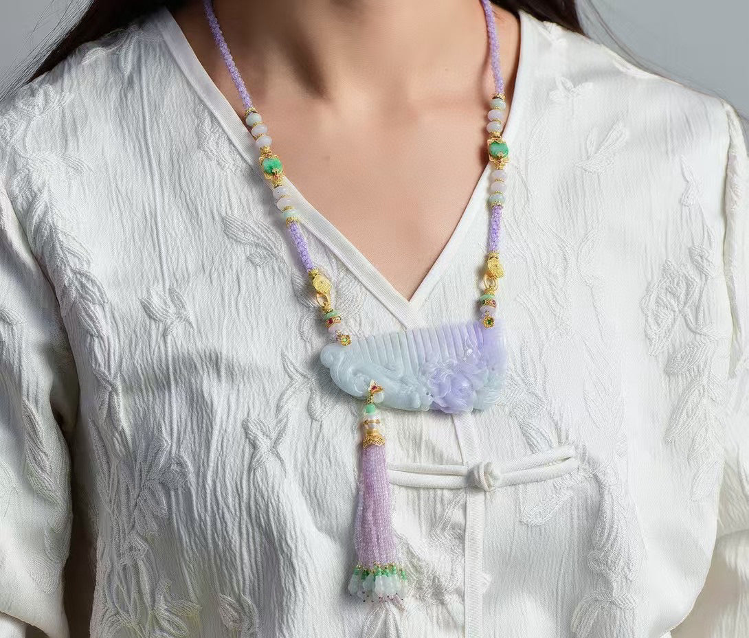 A2404 Exquisite Purple Jadeite Carved Peony Comb Pendant w Beads Necklace