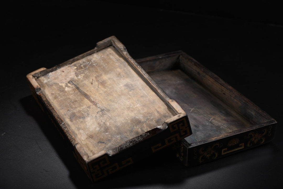 A2437 Chinese Gilt Gold Wooden-cored Lacquerware Figure Design Jewellery Box