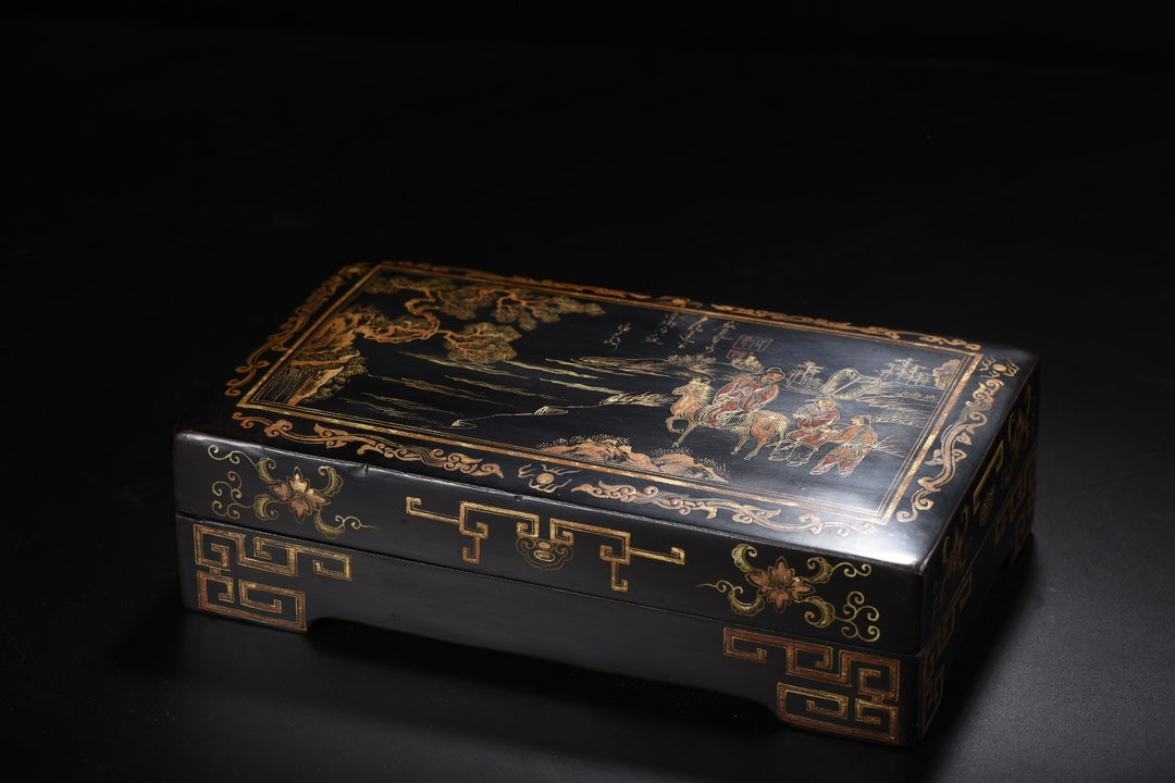 A2437 Chinese Gilt Gold Wooden-cored Lacquerware Figure Design Jewellery Box
