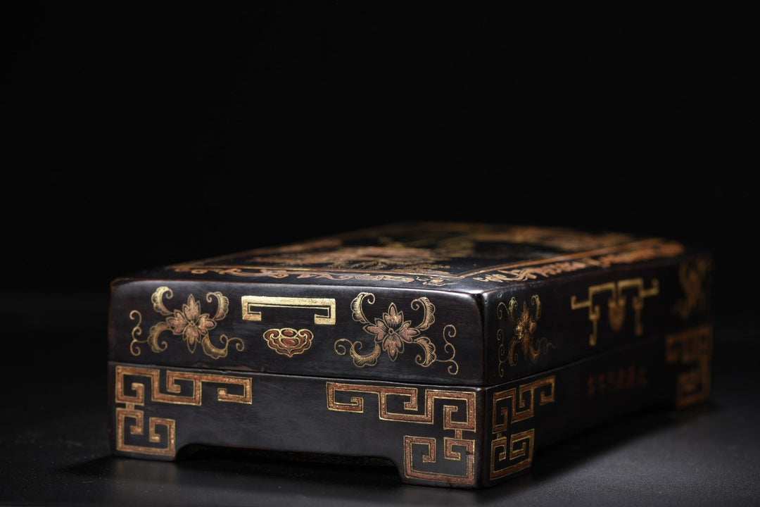 A2437 Chinese Gilt Gold Wooden-cored Lacquerware Figure Design Jewellery Box