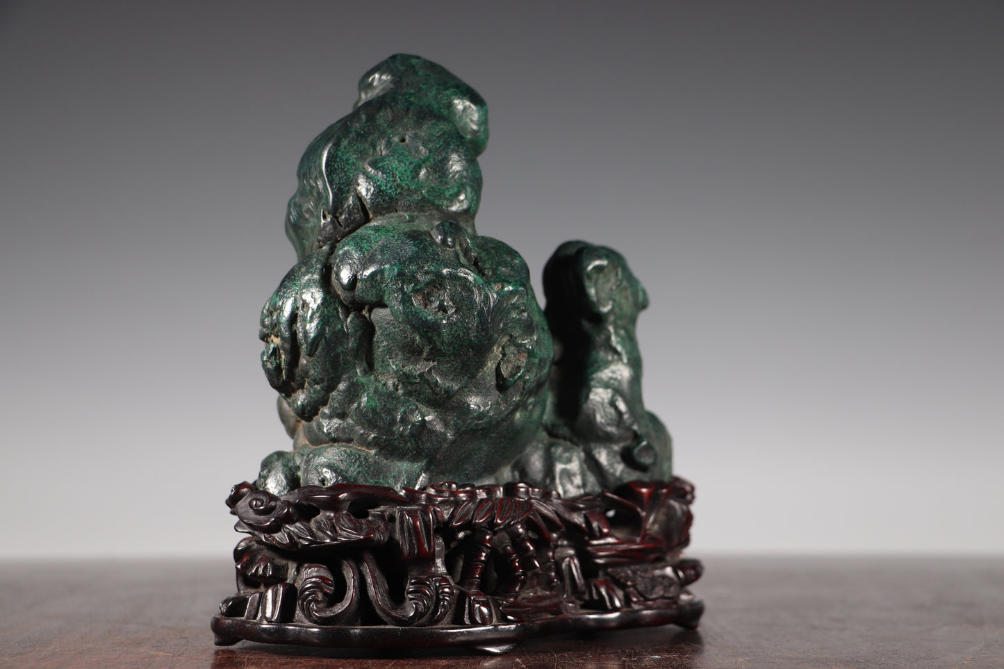 A2440 Vintage Malachite Original Stone Statue