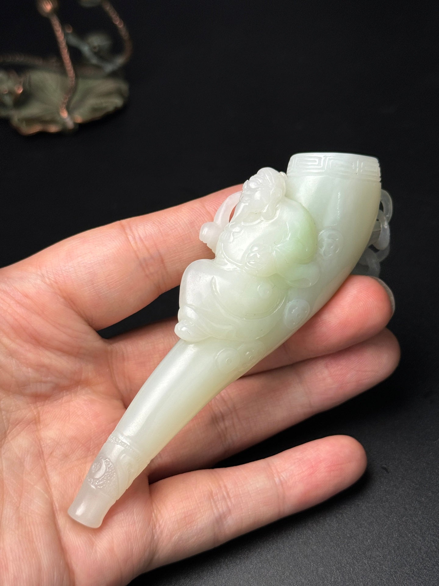 A0707 Chinese Hetian Jade Carved Figure Cigarette Holder