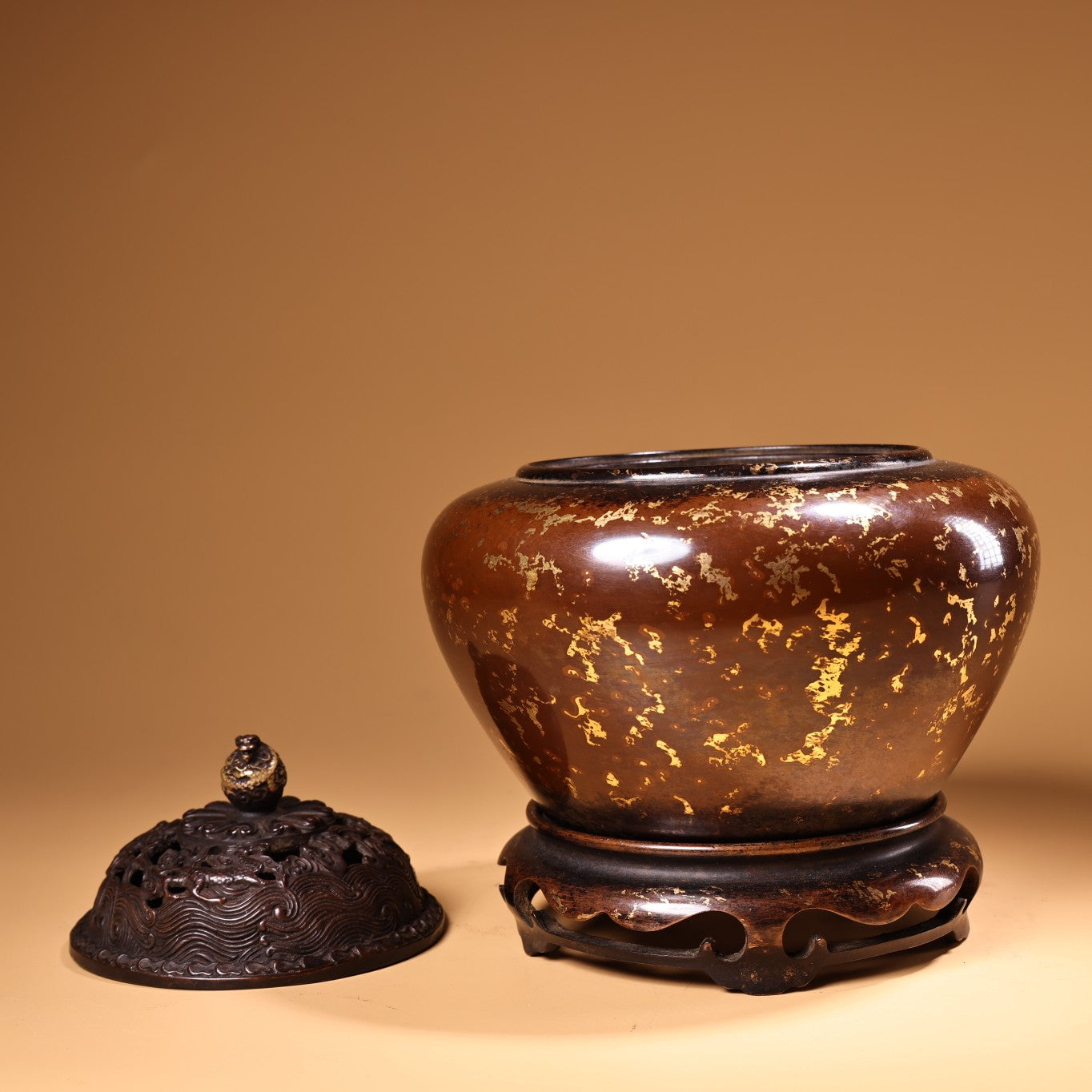 A0891 Vintage Chinese Gilt Gold Copper Incense Burner