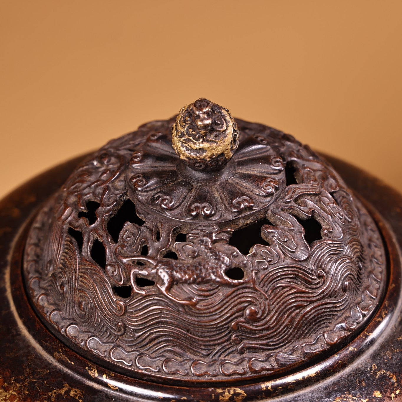 A0891 Vintage Chinese Gilt Gold Copper Incense Burner
