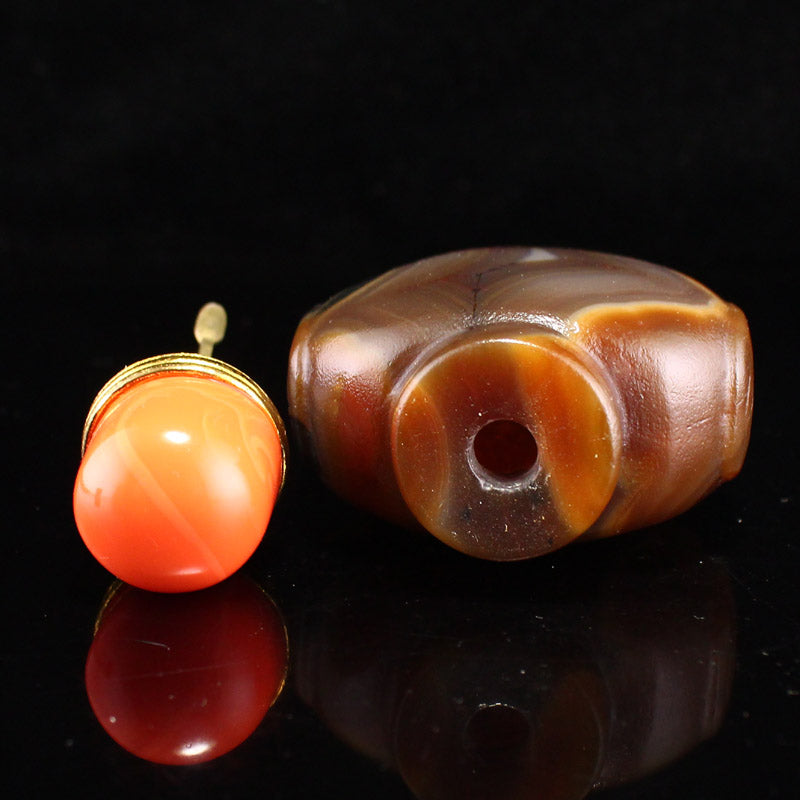 Chinese Agate Snuff Bottle