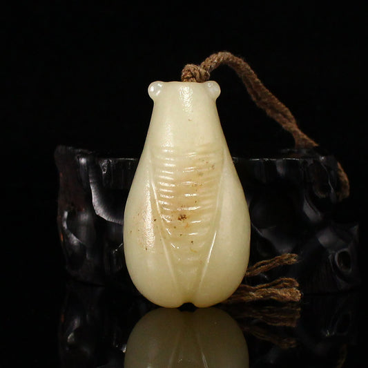 Chinese Hetian Jade Carved Cicada Pendant