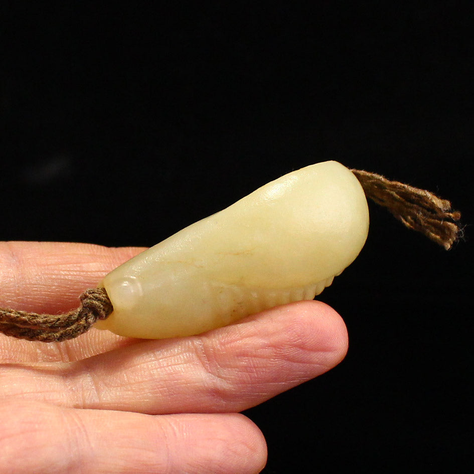 Chinese Hetian Jade Carved Cicada Pendant