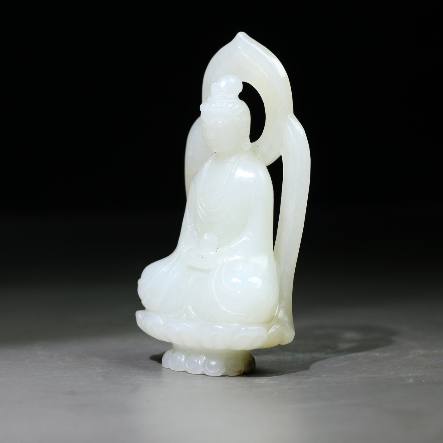 A1773 High Quality Chinese White Hetian Jade Carved Buddha Statue