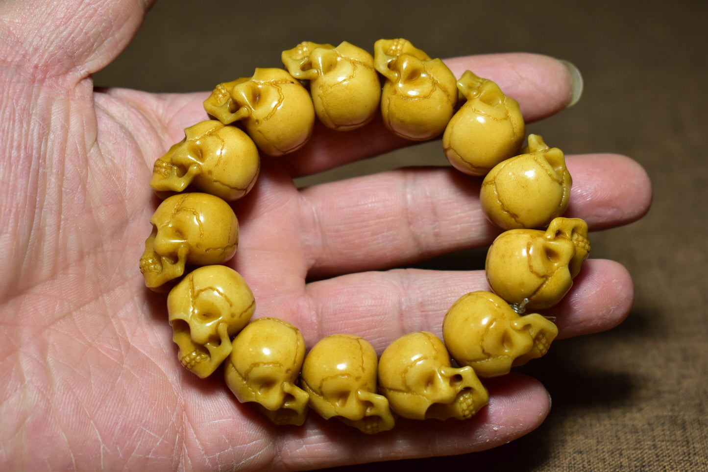 Old Chinese Deer Horn Carved Skull Beads Bracelet