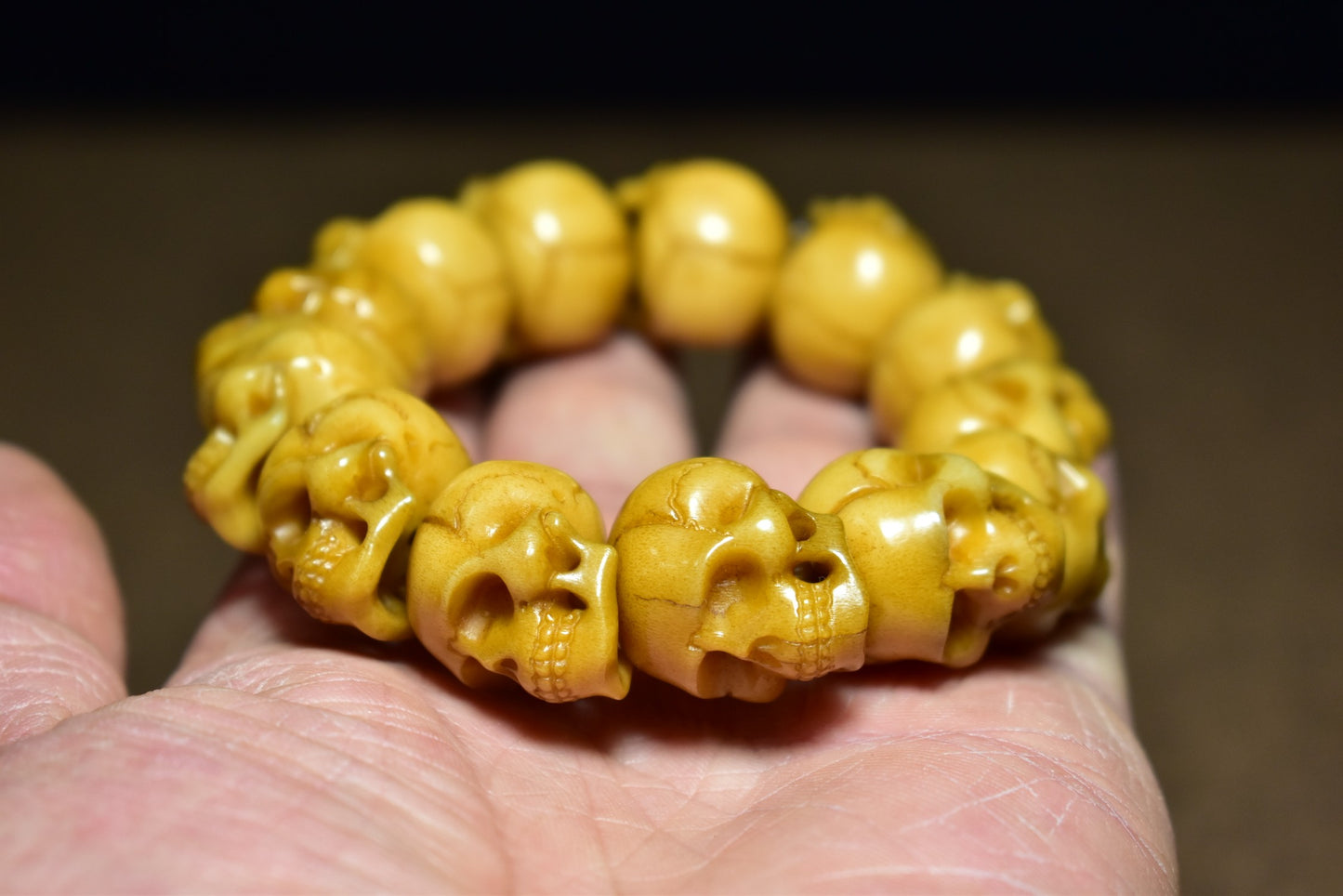 Old Chinese Deer Horn Carved Skull Beads Bracelet