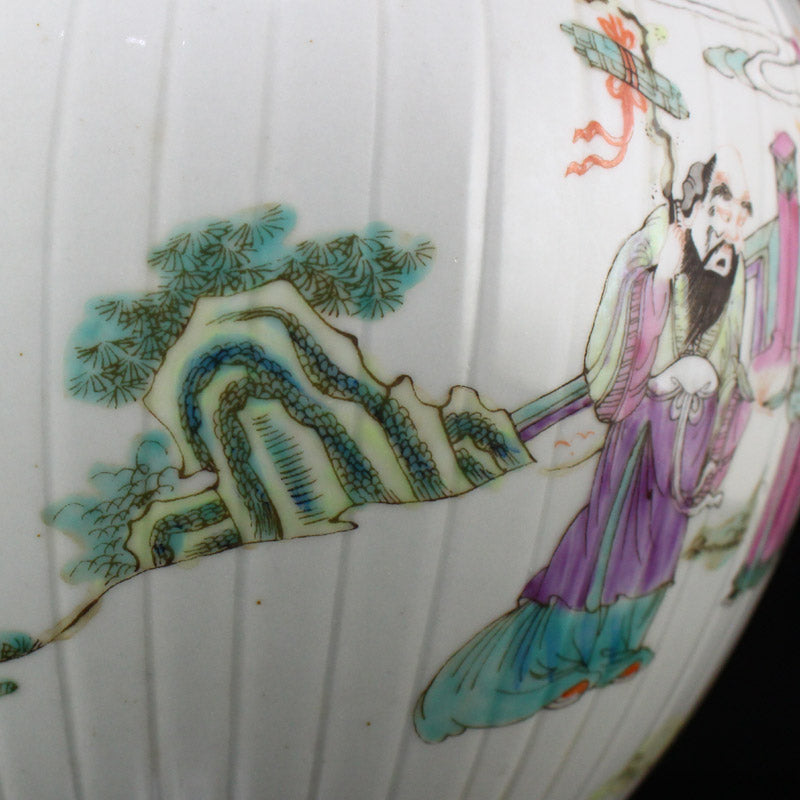 Chinese Famille Rose Mythology Figure Design Porcelain Pot