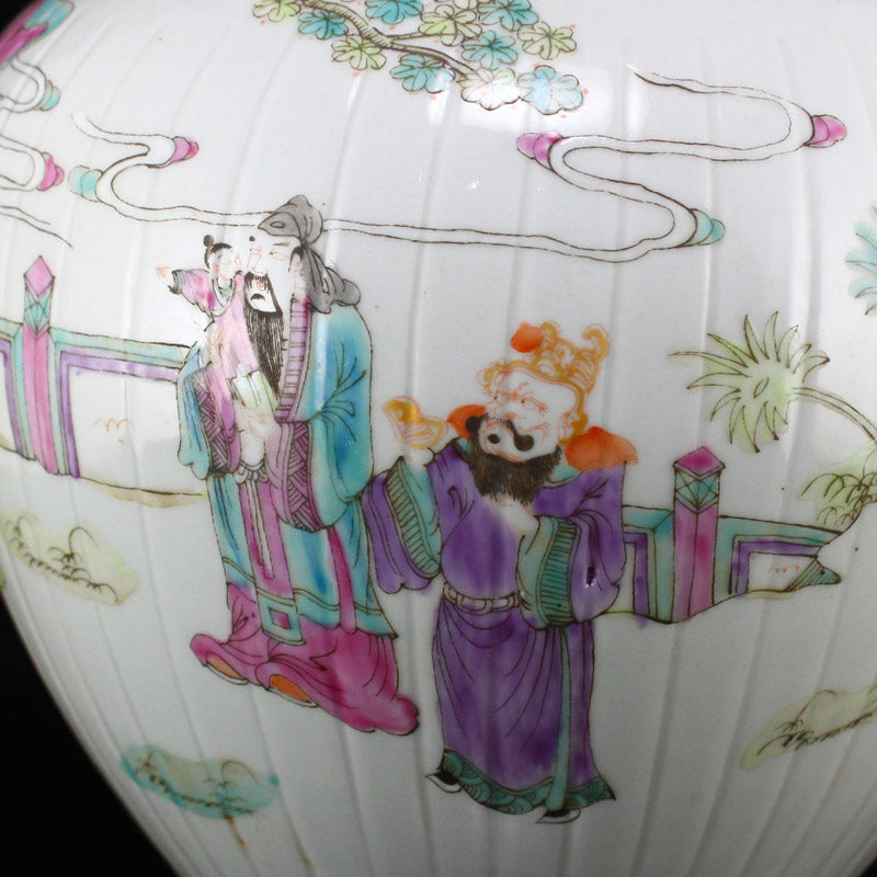 Chinese Famille Rose Mythology Figure Design Porcelain Pot