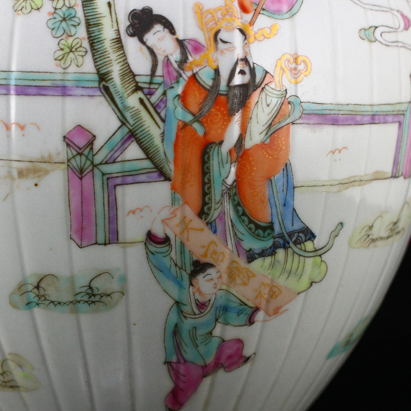 Chinese Famille Rose Mythology Figure Design Porcelain Pot