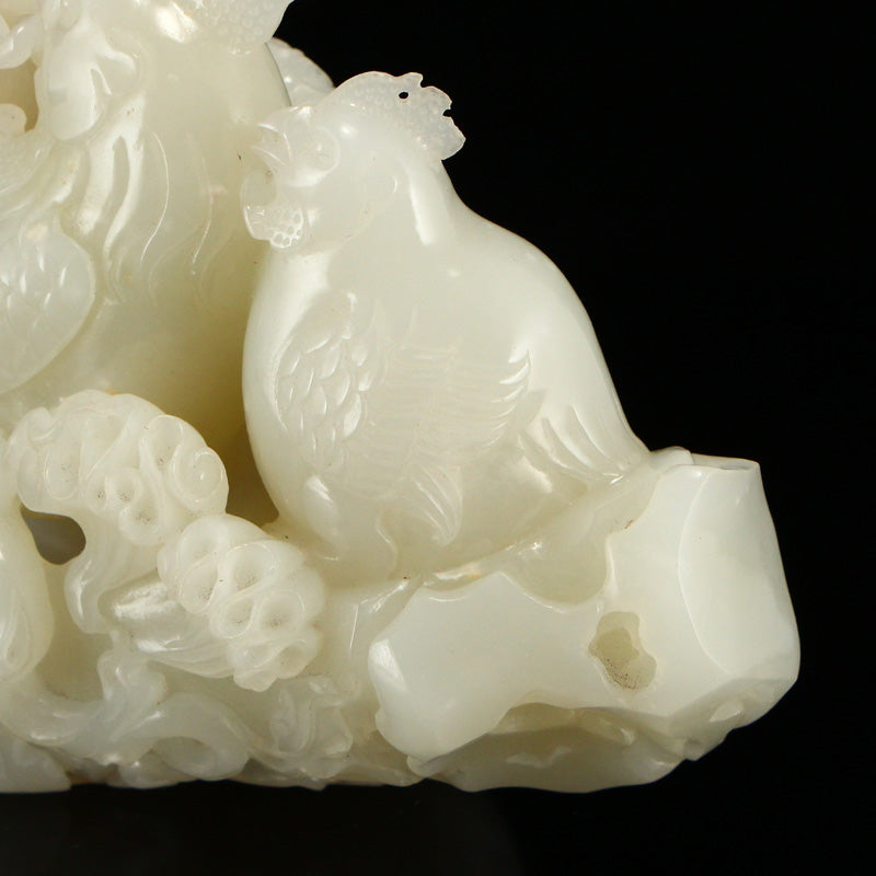 Superb Chinese Qing Dynasty White Hetian Jade Rooster Statue