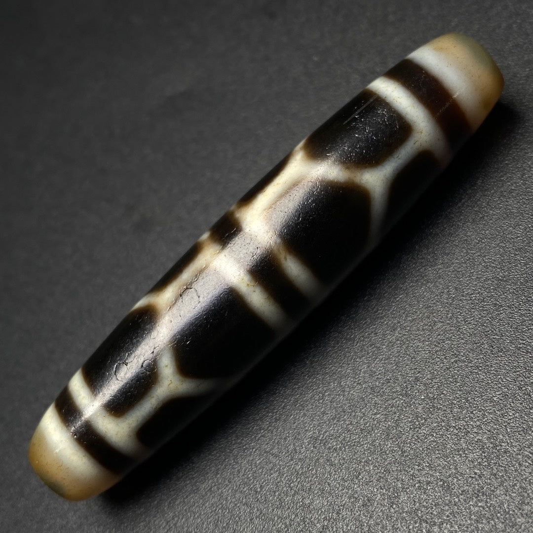 Old Tibetan DZI Agate Pendant