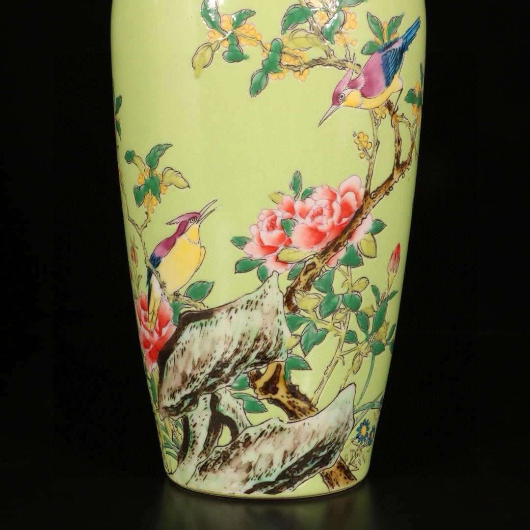 A Pair Chinese Famille Rose Flower Bird Design Porcelain Vases