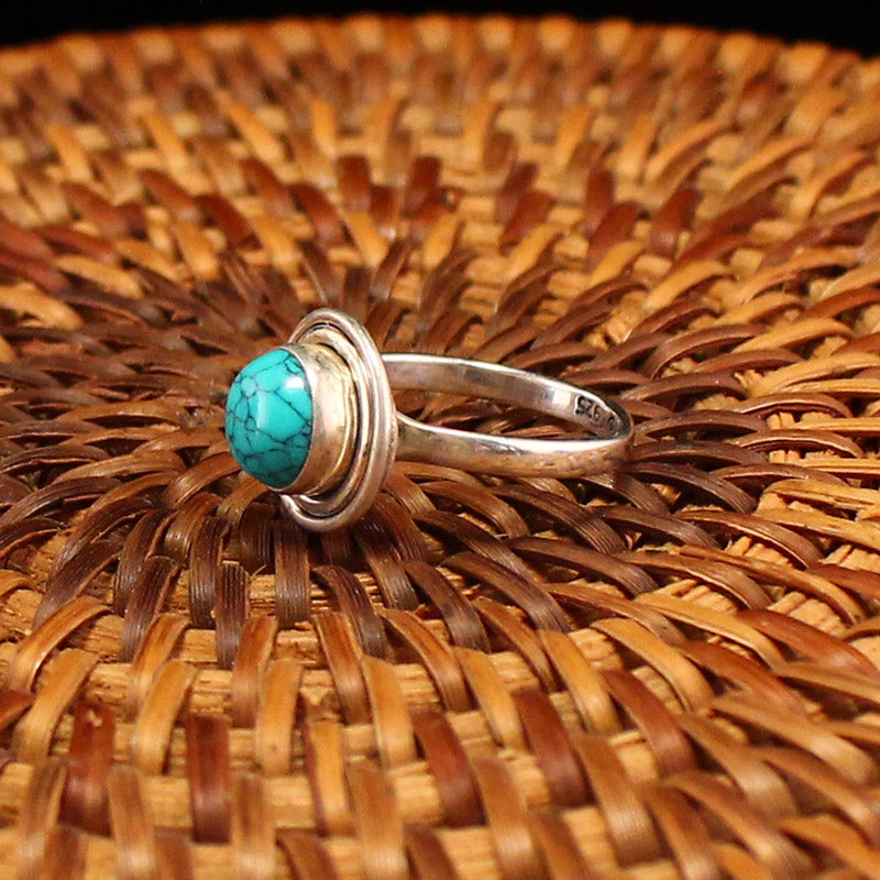 Beautiful Silver Inlay Turquoise Ring