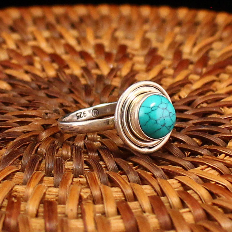 Beautiful Silver Inlay Turquoise Ring