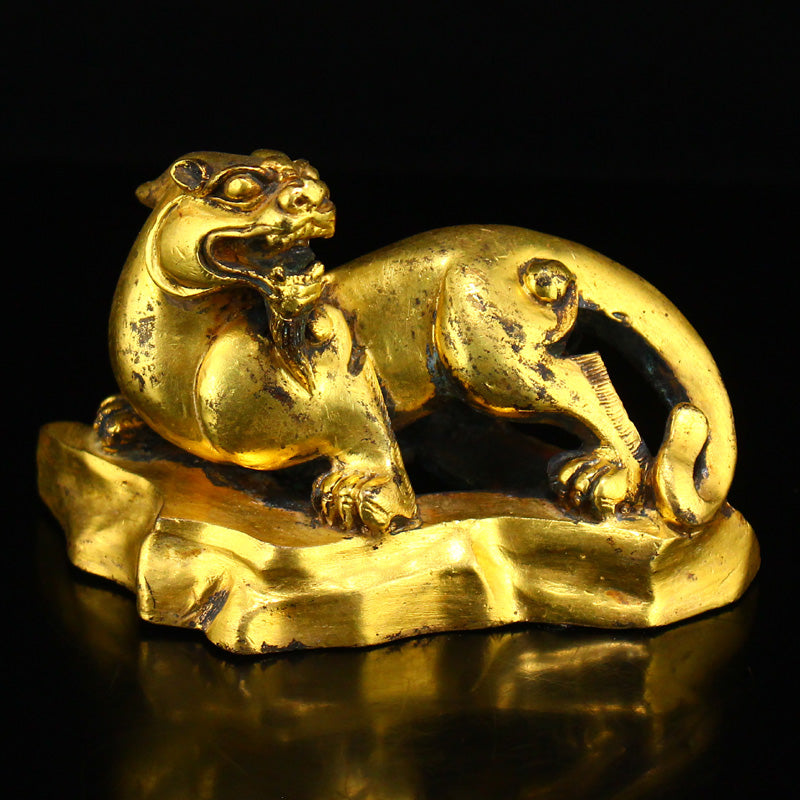 Vintage Chinese Gilt Gold Copper Fortune Unicorn Statue/Paperweight