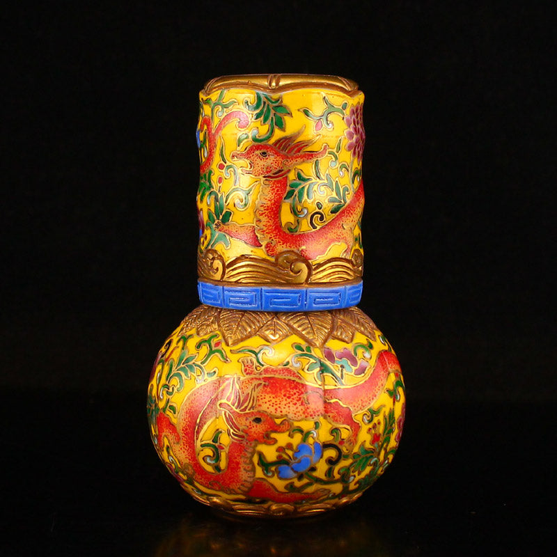 Chinese Gilt Gold Enamel Peking Glass Snuff Bottle