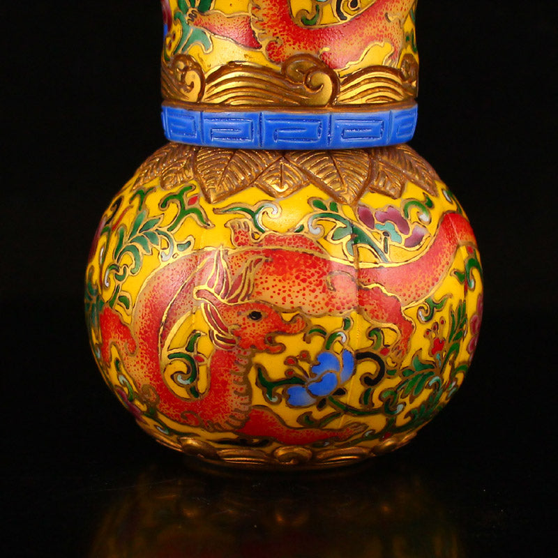 Chinese Gilt Gold Enamel Peking Glass Snuff Bottle