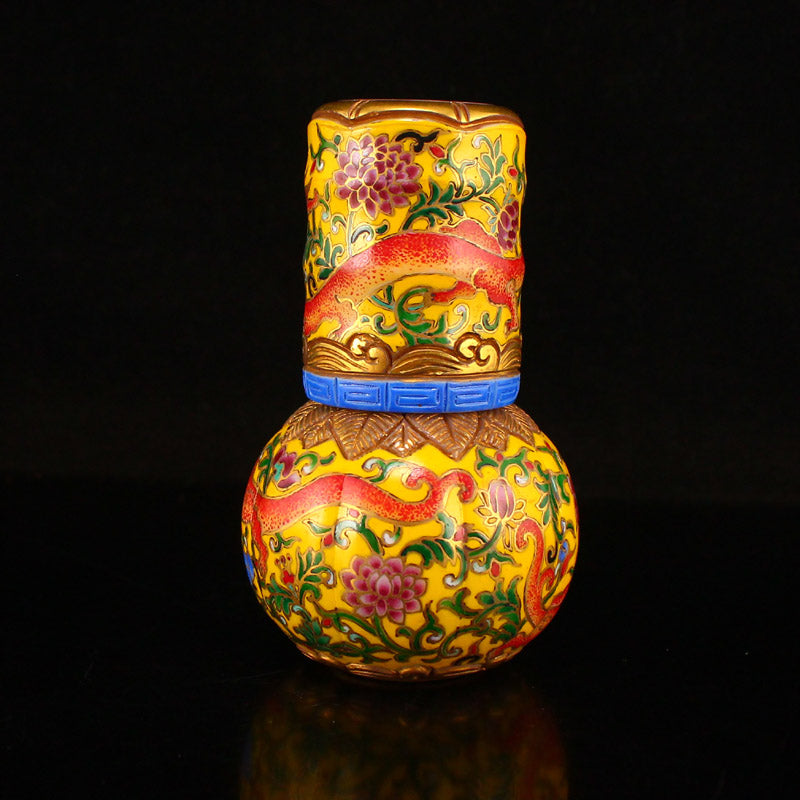 Chinese Gilt Gold Enamel Peking Glass Snuff Bottle