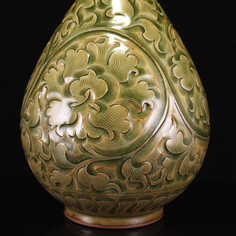 Yue Kiln Green Glaze Low Relief Flower Design Porcelain Vase