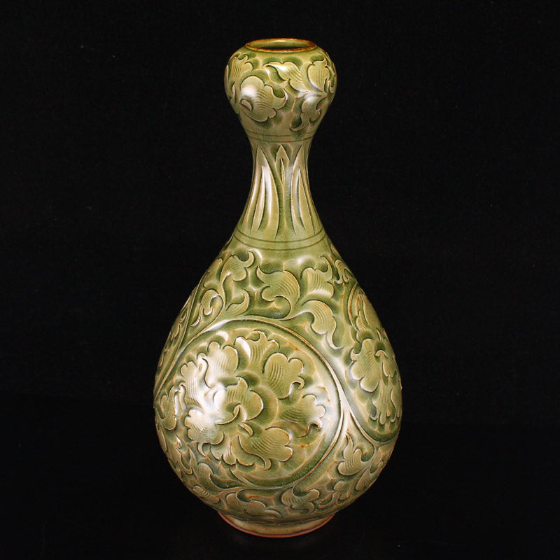 Yue Kiln Green Glaze Low Relief Flower Design Porcelain Vase